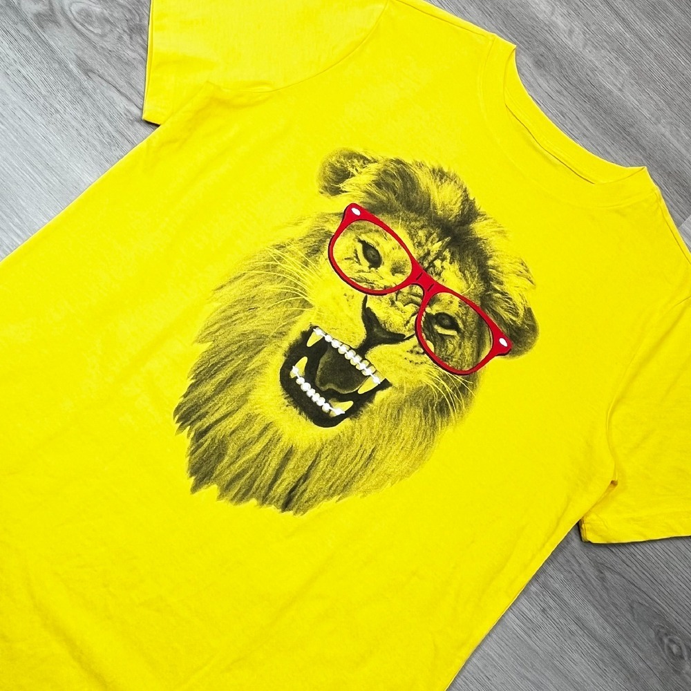 Cat & Jack Graphic Tee Lion with Glasses Short Sleeve Top XL